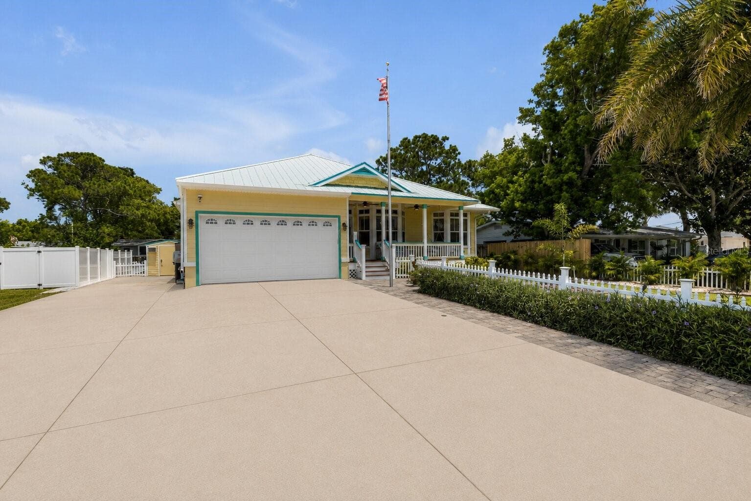 Front - 521 S PENINSULA AVE, NEW SMYRNA BEACH