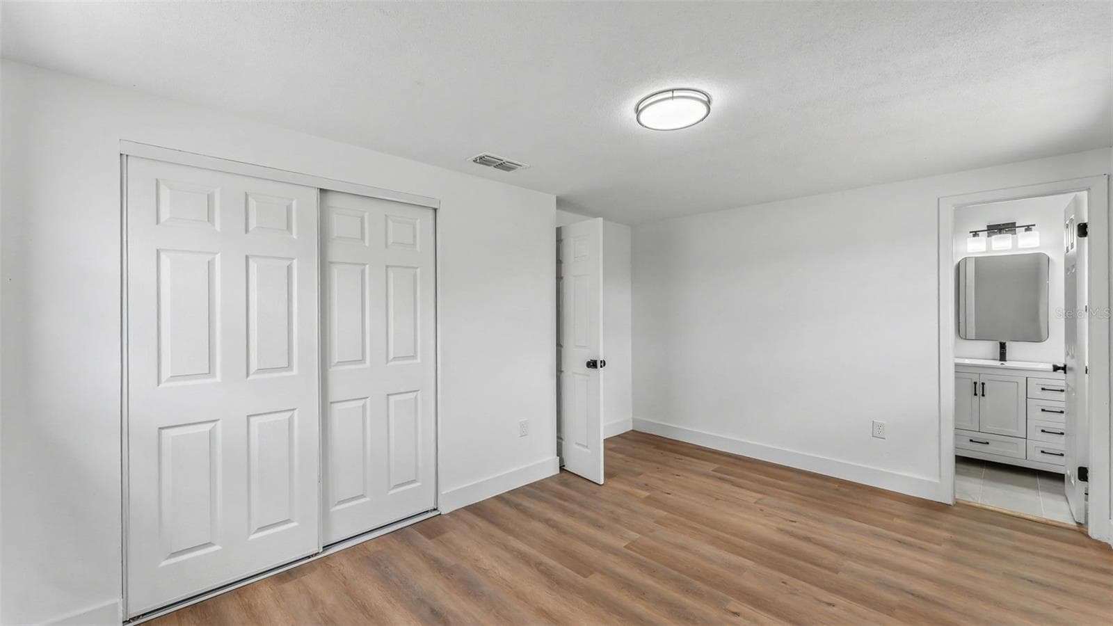Single Family Residence at 1726 CORDOVA CIR W, LAKELAND, photo 16 of 35