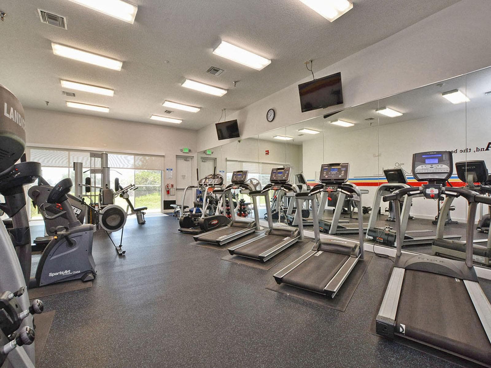 Fitness Center - 3354 SAINT LUCIA CT, TAVARES
