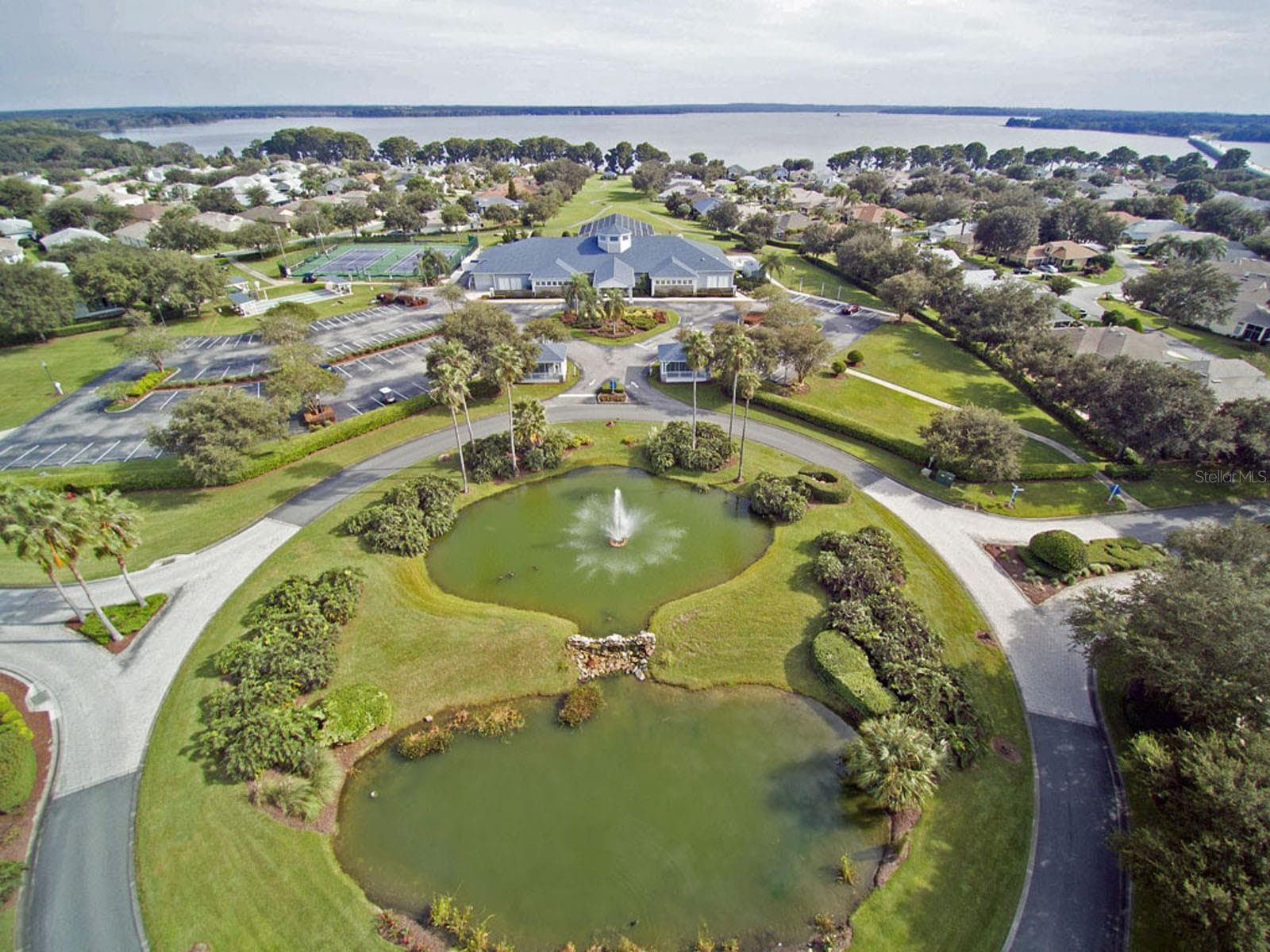 Royal Harbor on Little Lake Harris - 3354 SAINT LUCIA CT, TAVARES