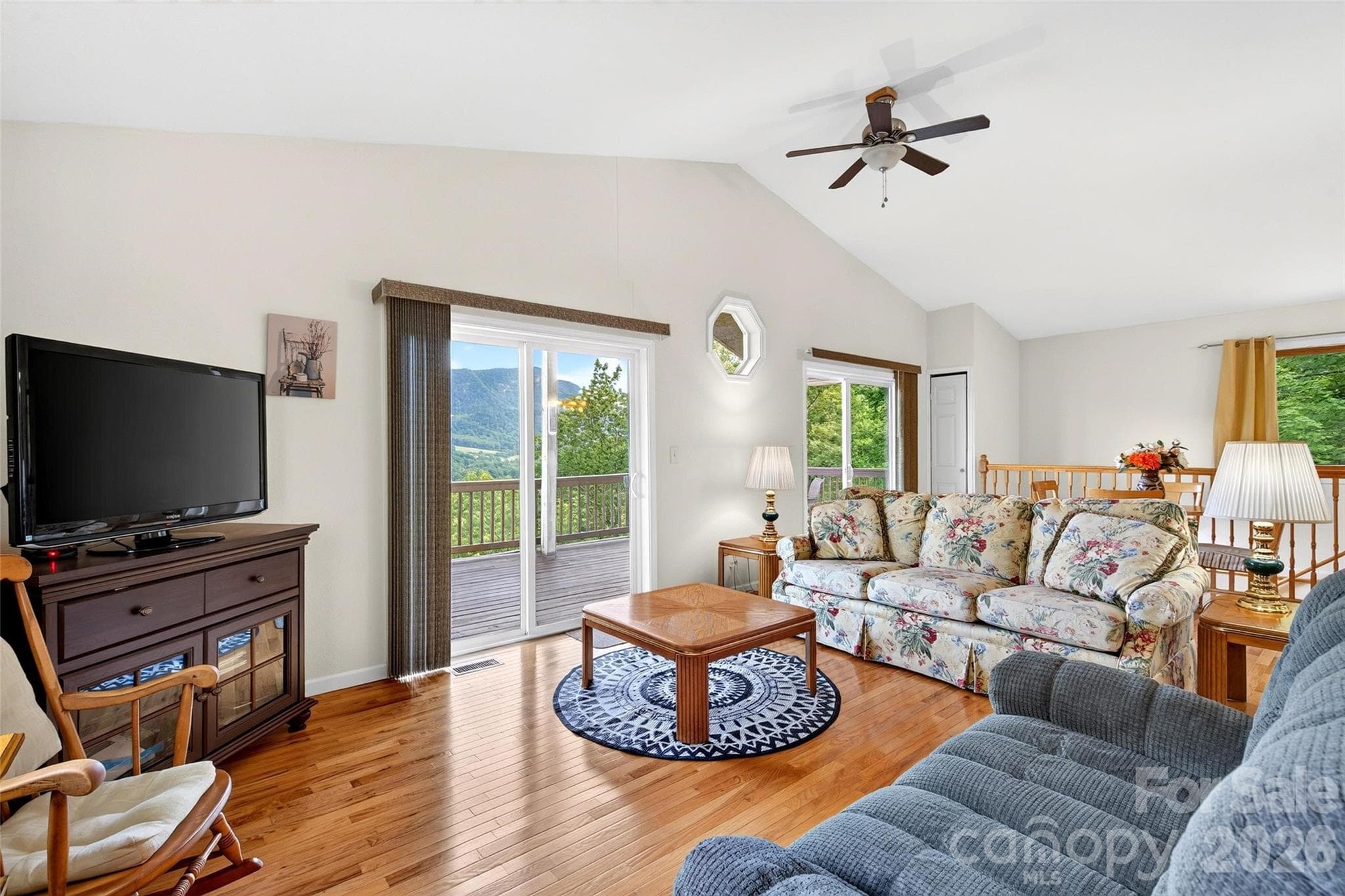 Single Family Residence at 40 E Valley View Drive, Marion, photo 7 of 29