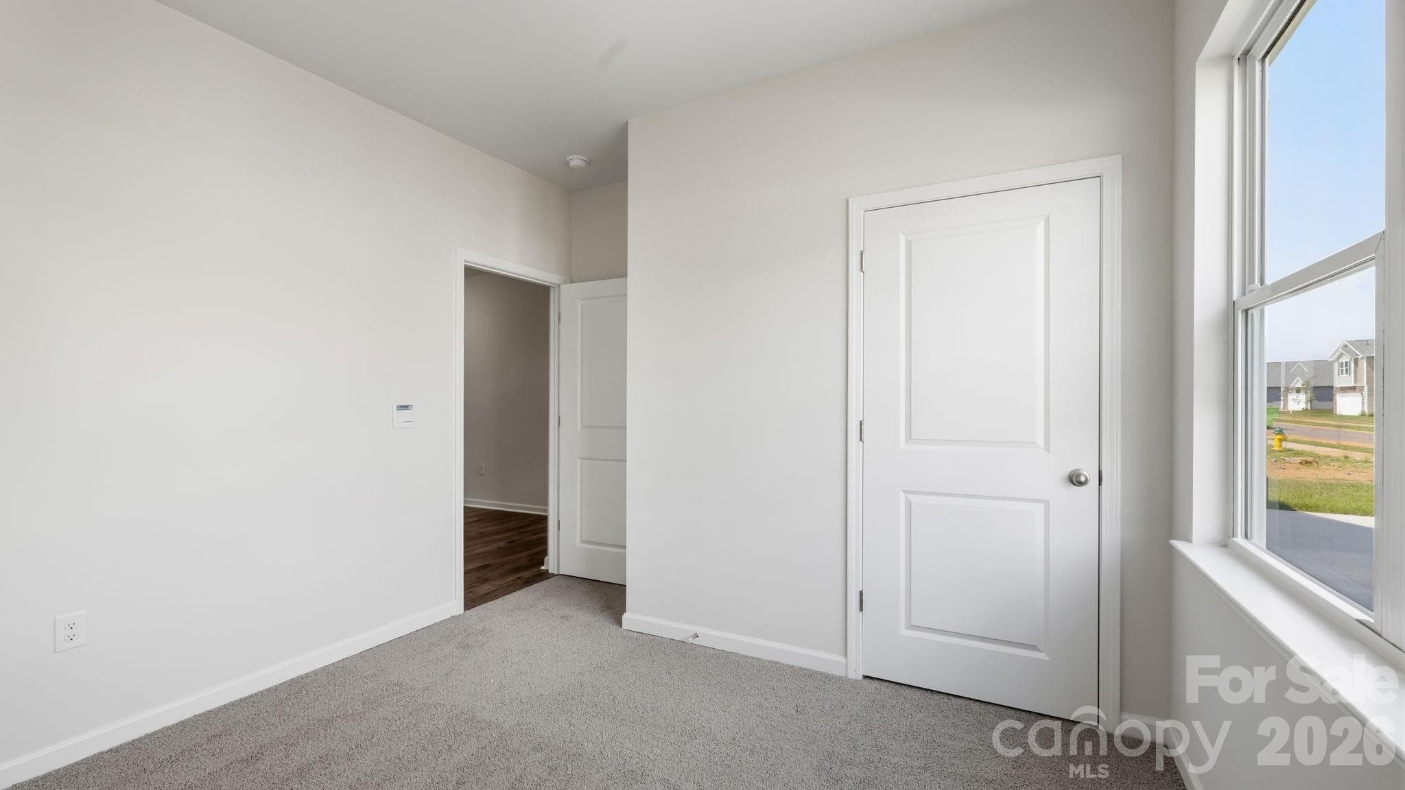 Single Family Residence at 85 Ridgehaven Drive, Waynesville, photo 8 of 31