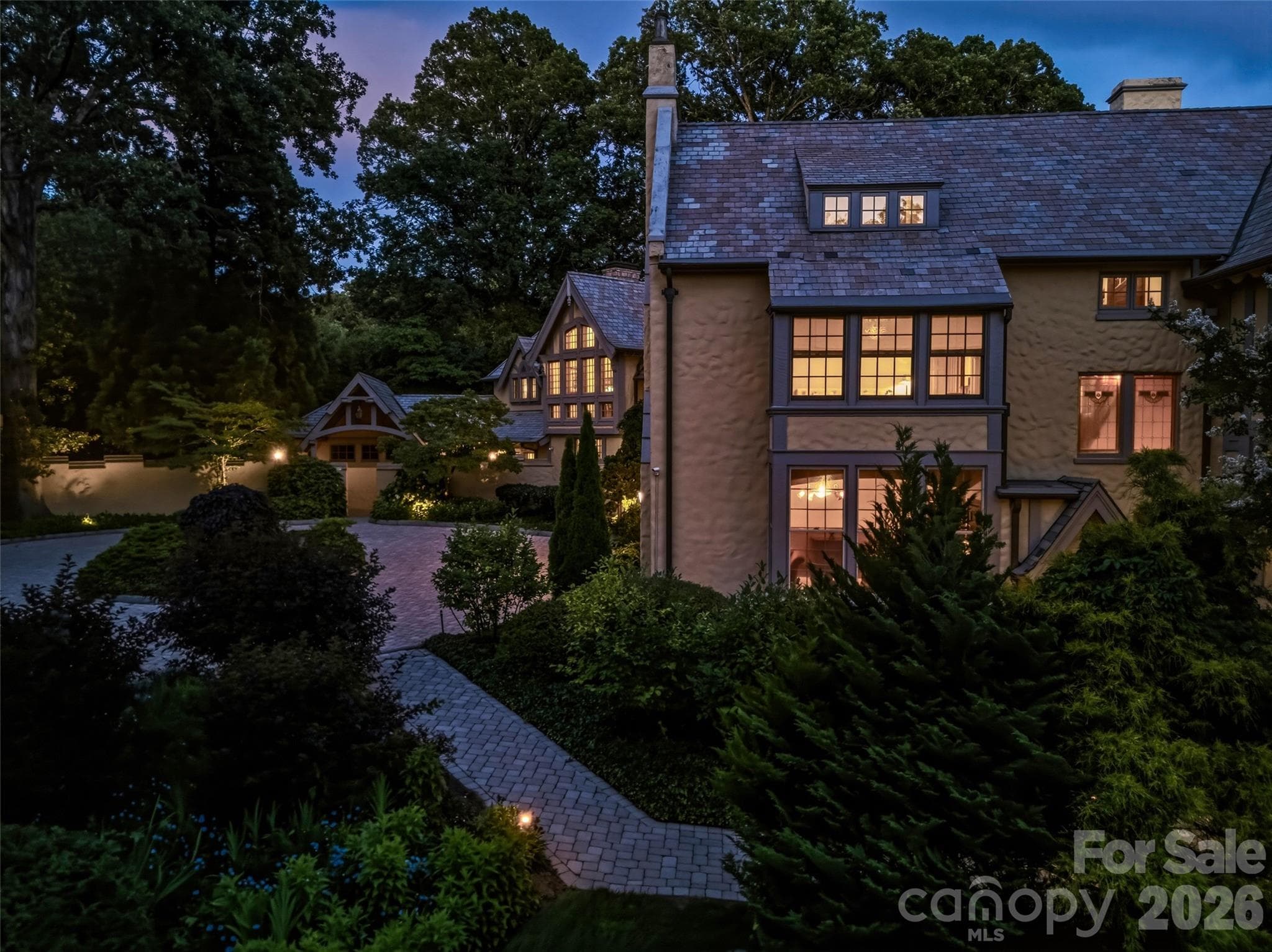 Single Family Residence at Biltmore Forest, photo 12 of 48