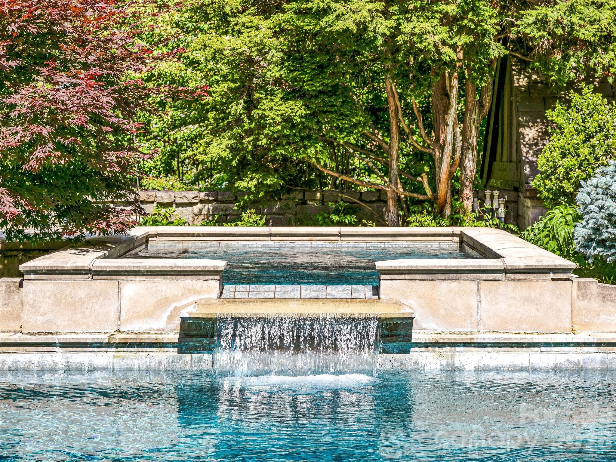 Built in spa - Biltmore Forest