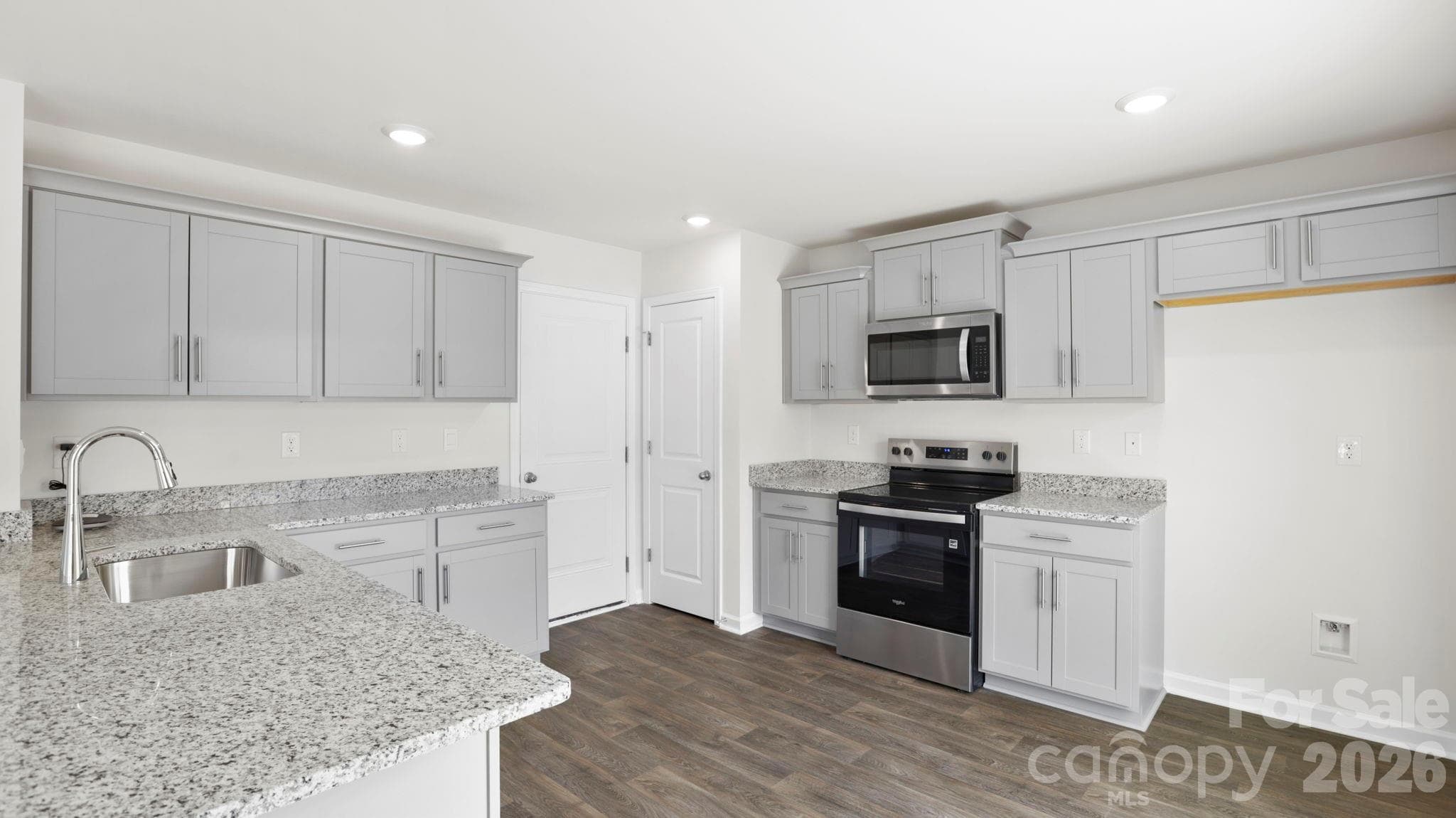 Single Family Residence at Waynesville, photo 4 of 32