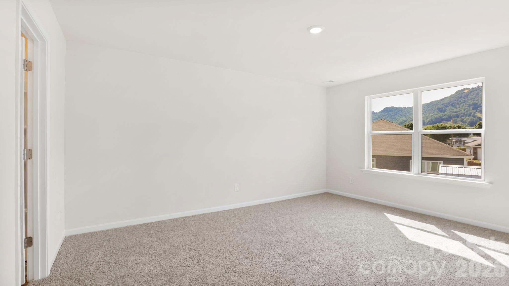 Single Family Residence at Waynesville, photo 22 of 32