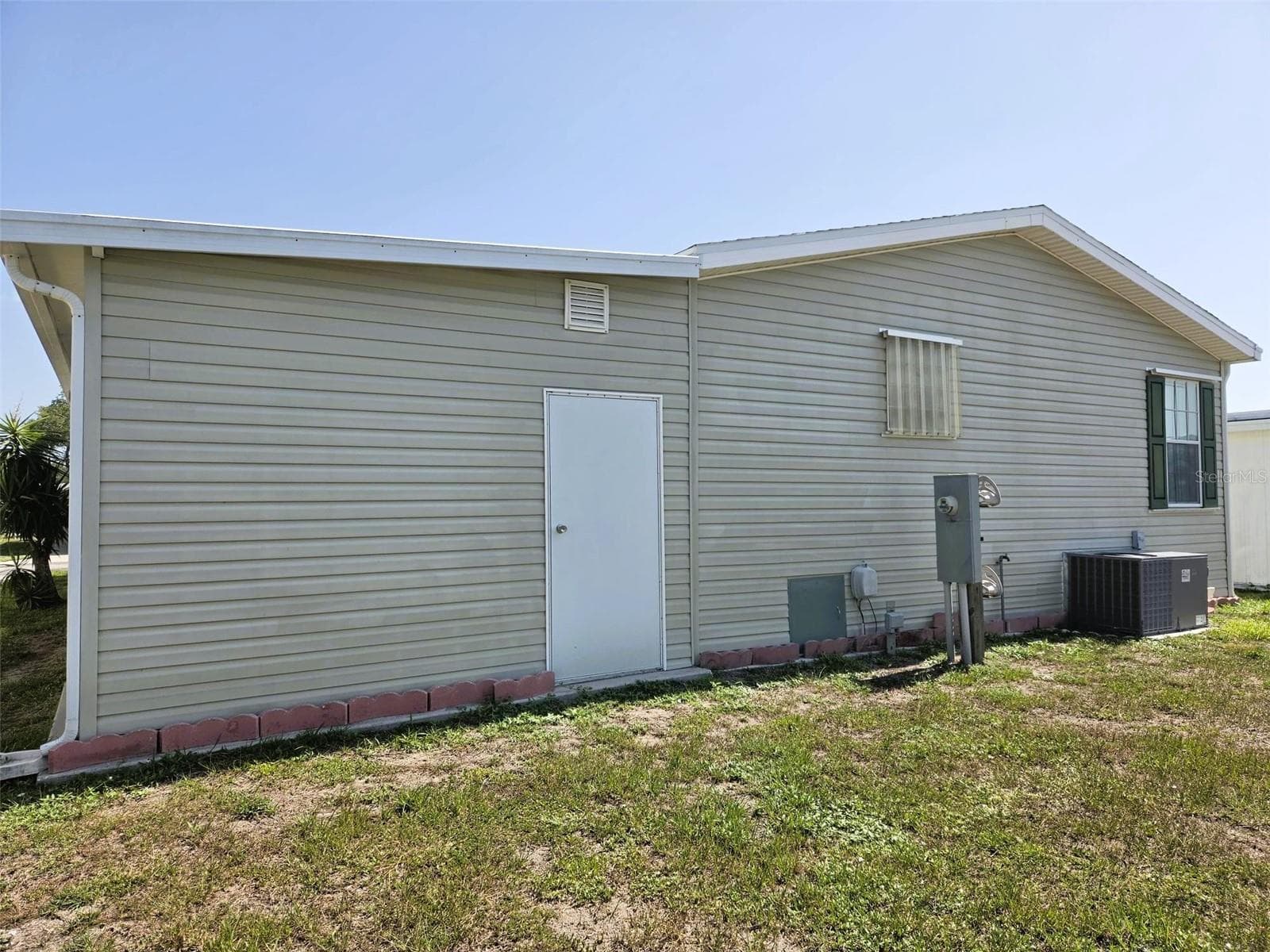 Back of Home - 3324 OVERCUP OAK TER, SARASOTA