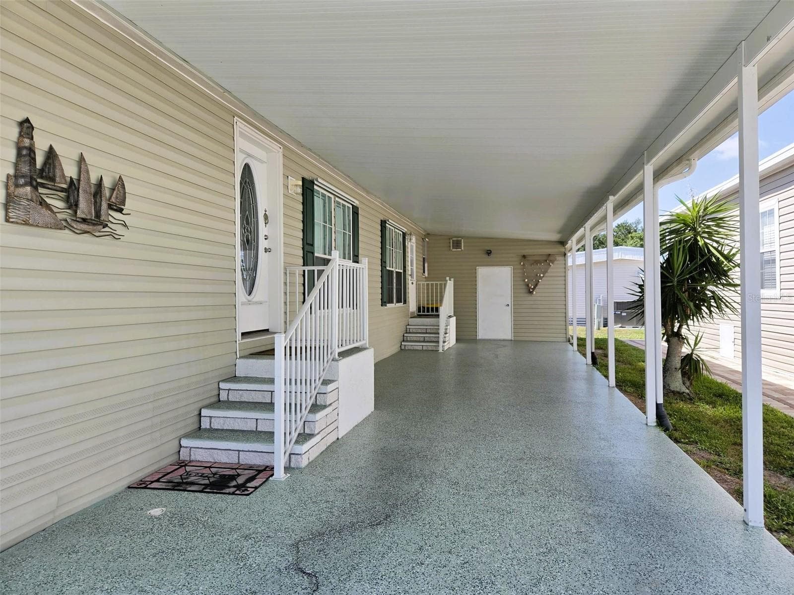 Manufactured Home at 3324 OVERCUP OAK TER, SARASOTA, photo 6 of 45