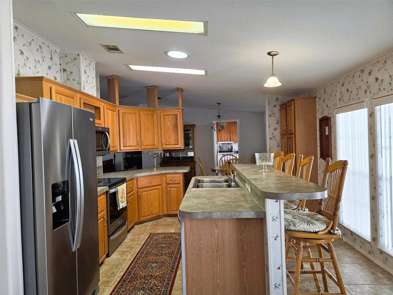 View of Kitchen from Family Room - 3324 OVERCUP OAK TER, SARASOTA