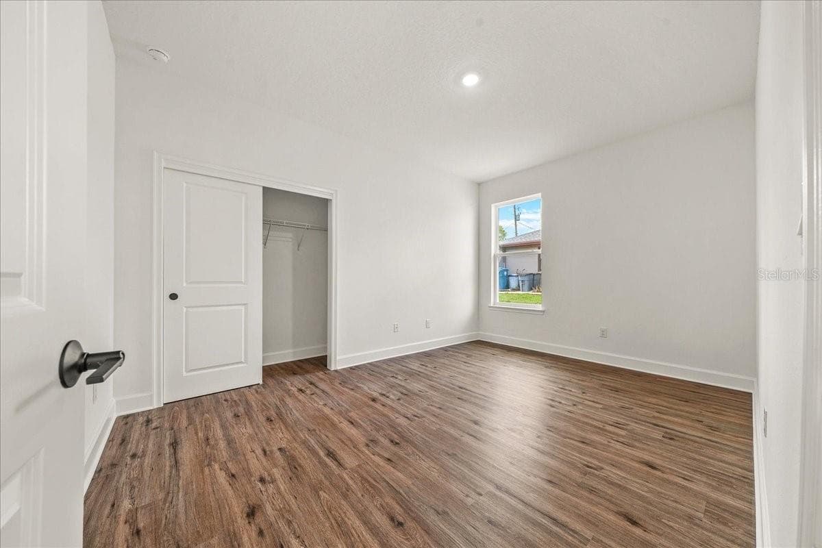Single Family Residence at 10459 ABBEVILLE ST, SPRING HILL, photo 32 of 50