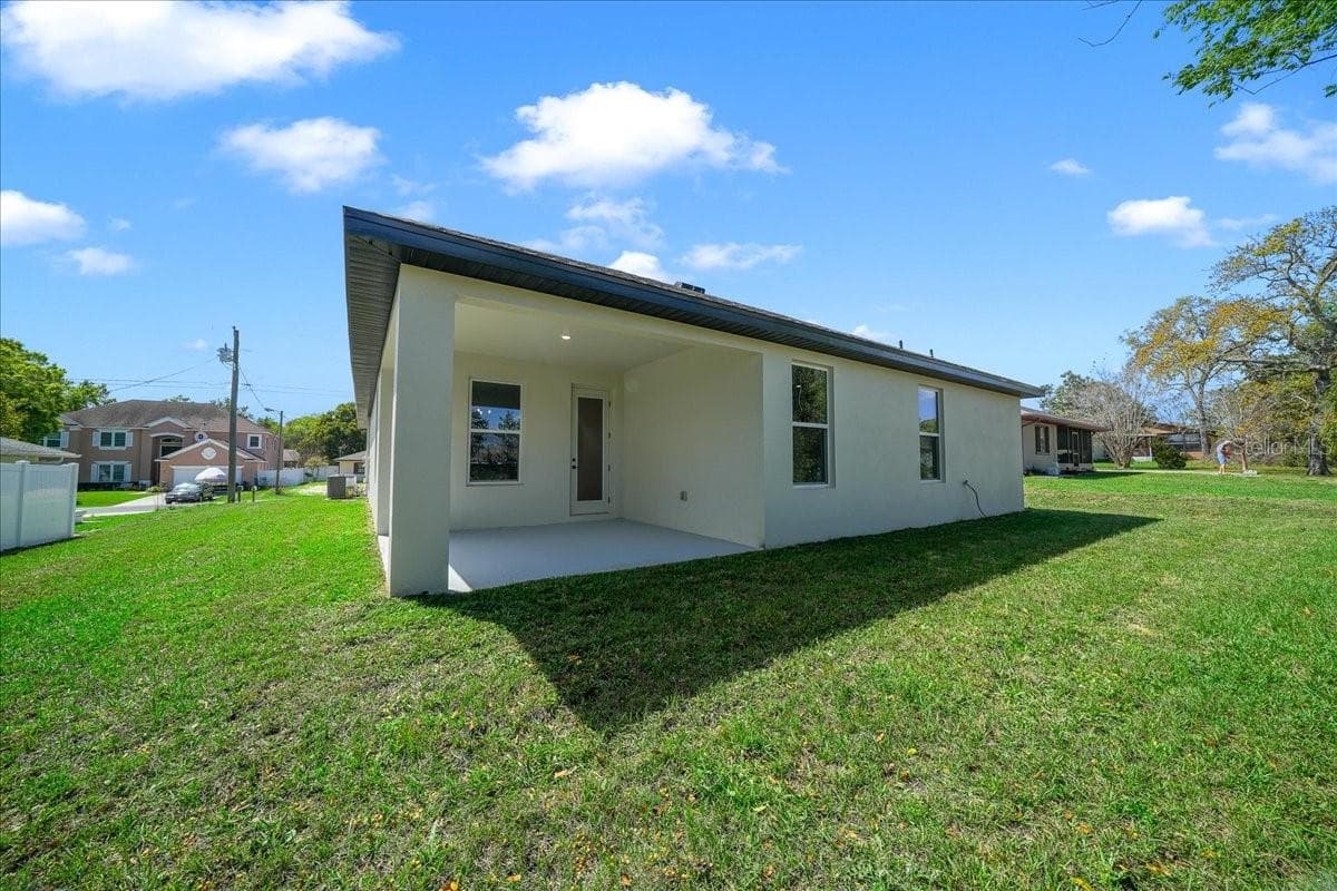 Single Family Residence at 10459 ABBEVILLE ST, SPRING HILL, photo 43 of 50
