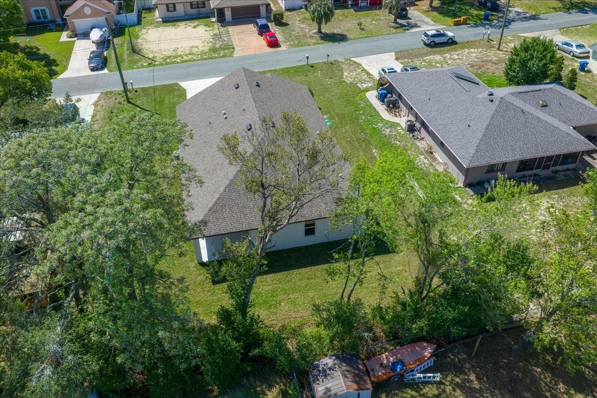 Single Family Residence at 10459 ABBEVILLE ST, SPRING HILL, photo 49 of 50