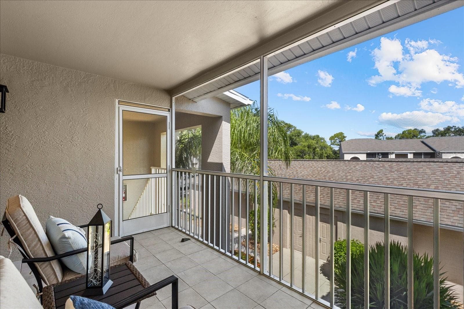 GREAT LANAI FOR RELAXING - 9550 HIGH GATE DR #1525, SARASOTA
