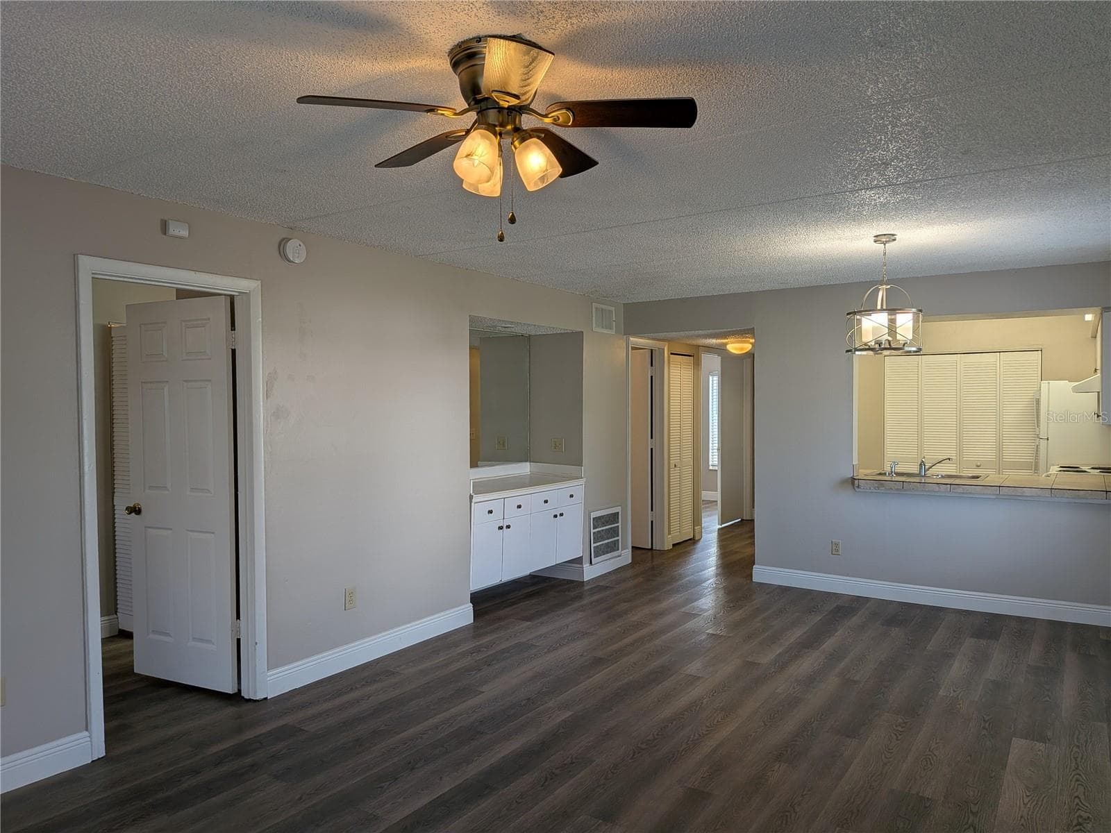 Condominium at 5613 BLUE SHADOWS CT #60-2, ORLANDO, photo 13 of 24