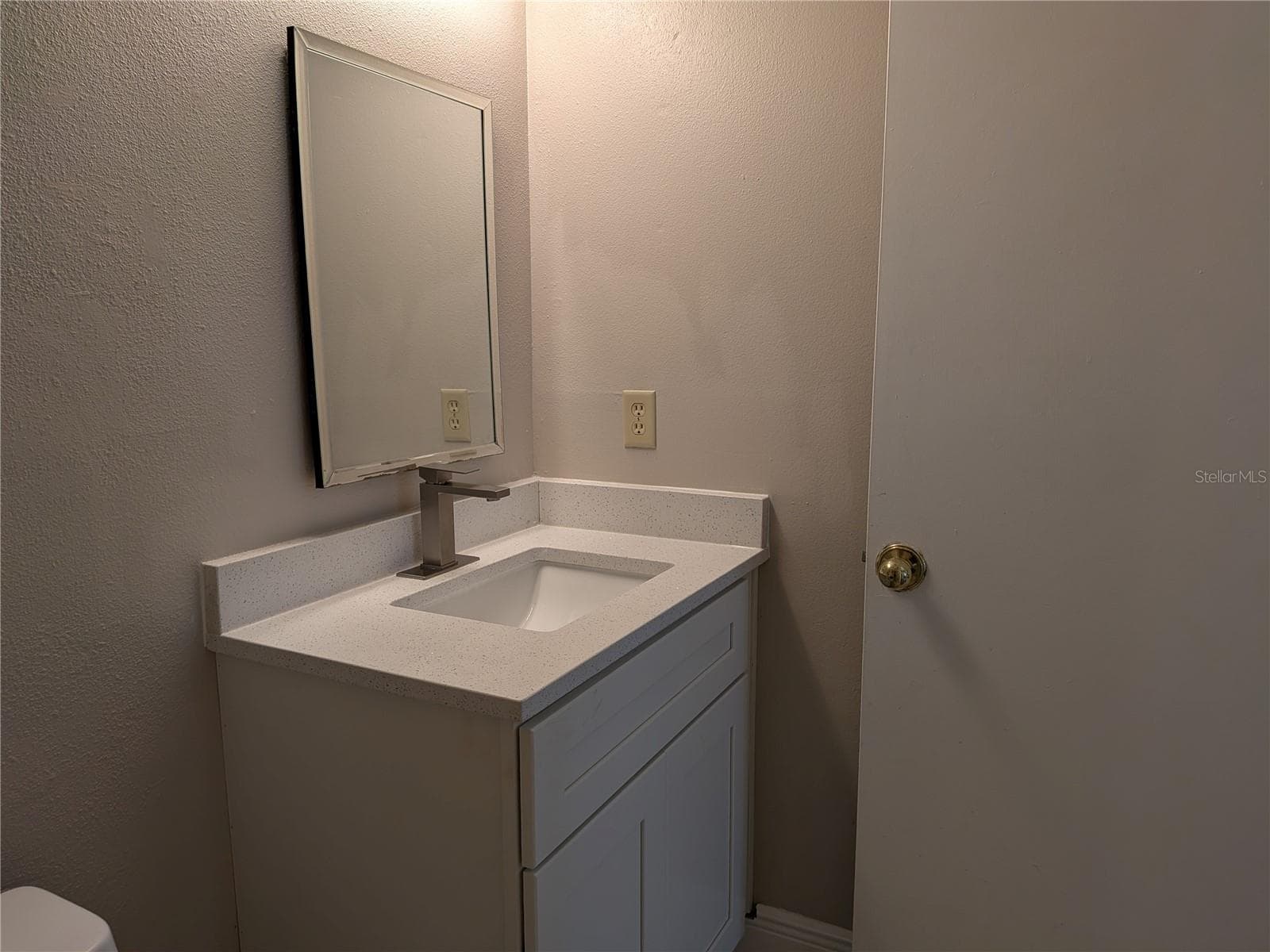 Condominium at 5613 BLUE SHADOWS CT #60-2, ORLANDO, photo 14 of 24