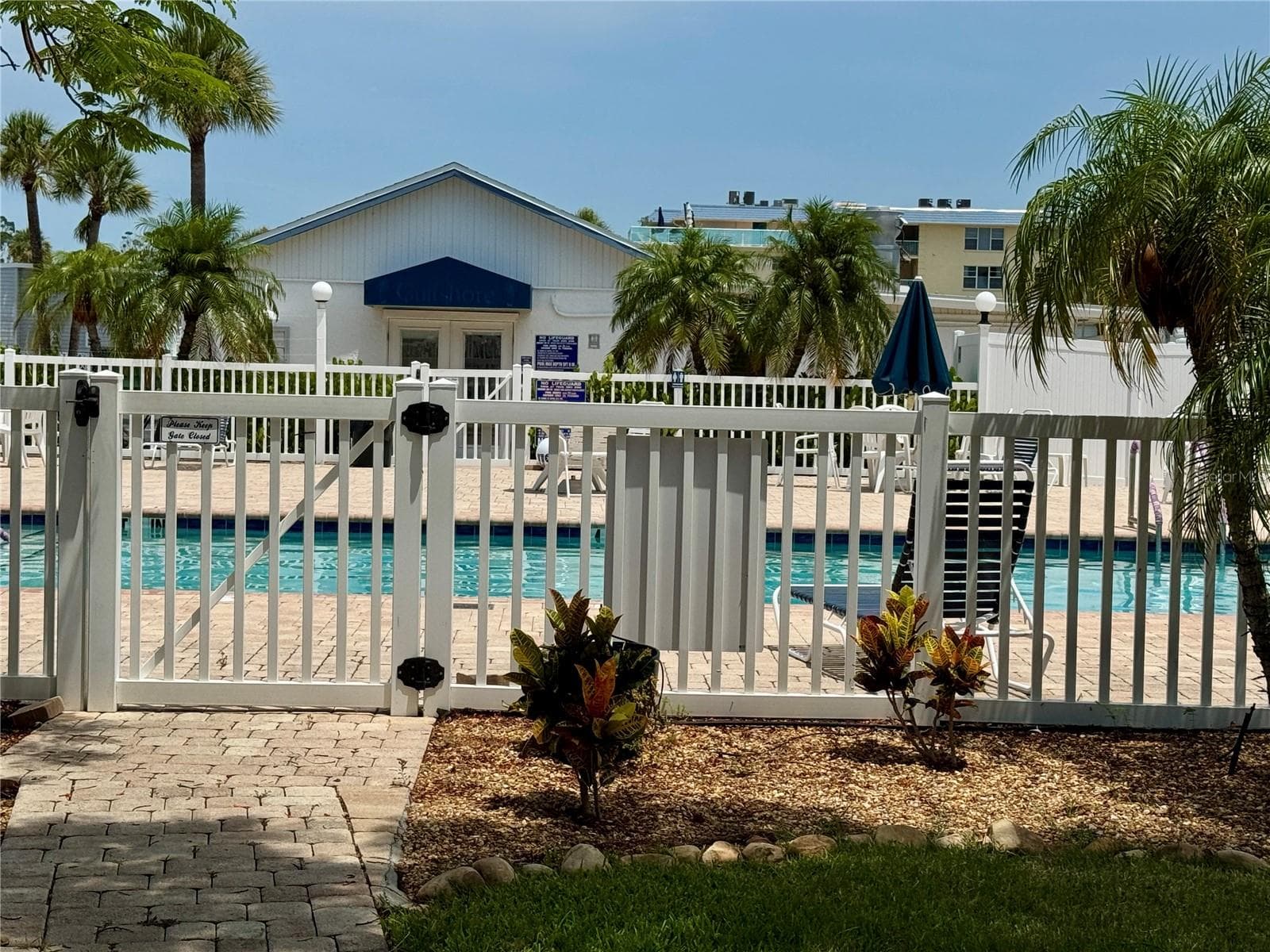 Manufactured Home at 3710 GULF OF MEXICO DR #F2, LONGBOAT KEY, photo 22 of 55