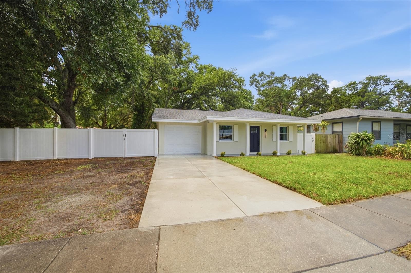 Single Family Residence at 1333 OVERLEA ST, CLEARWATER, photo 2 of 35