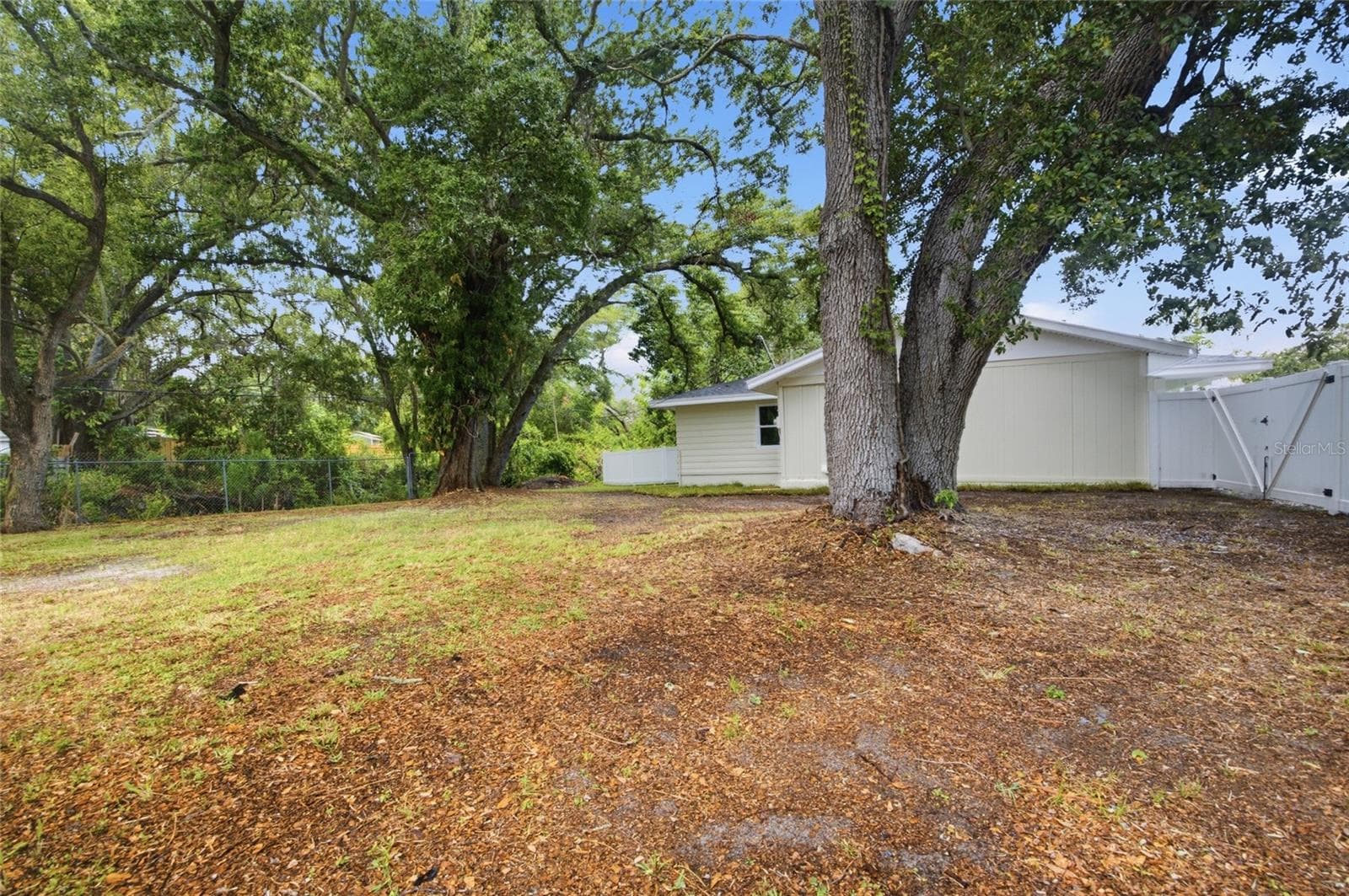 Single Family Residence at 1333 OVERLEA ST, CLEARWATER, photo 26 of 35