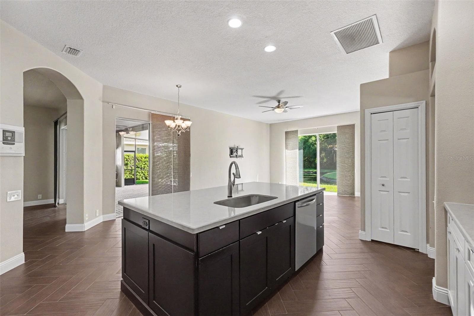 Single Family Residence at 11920 OAK RIDGE DR, PARRISH, photo 11 of 30