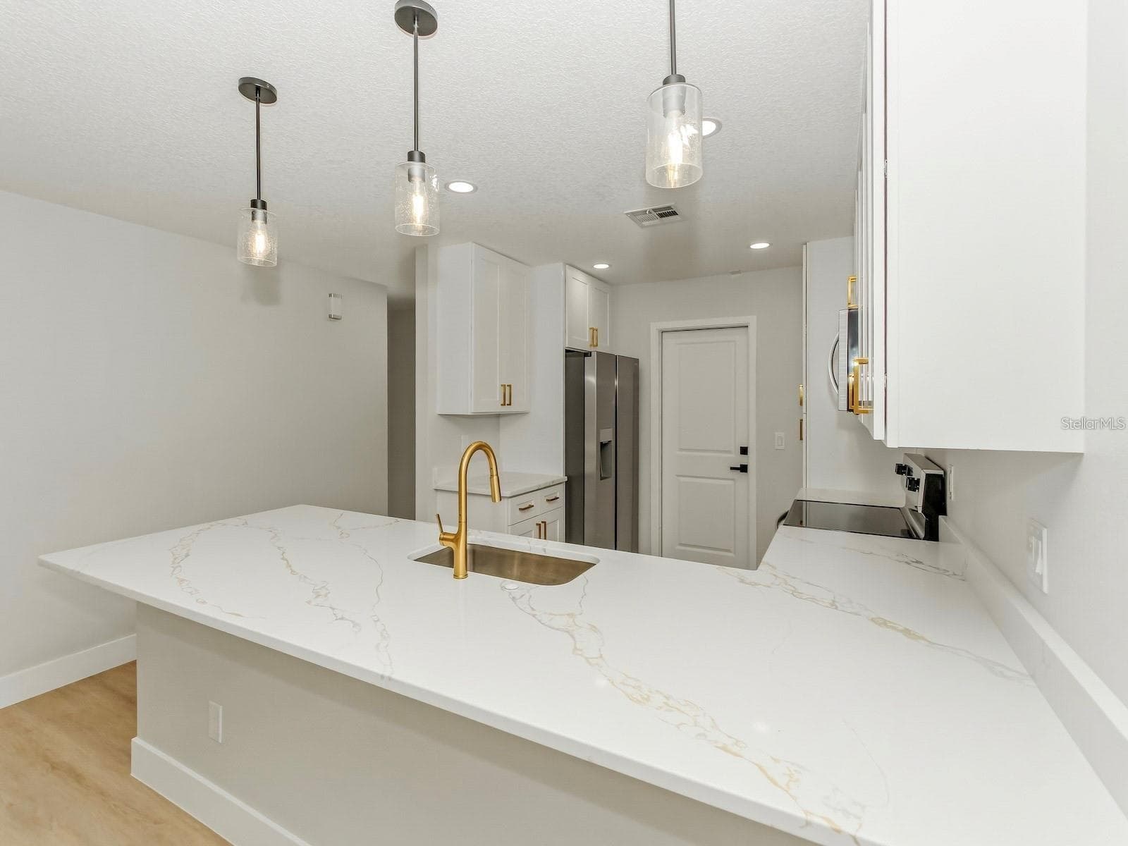 Single Family Residence at 3058 GRACELAND CT, ORLANDO, photo 6 of 27