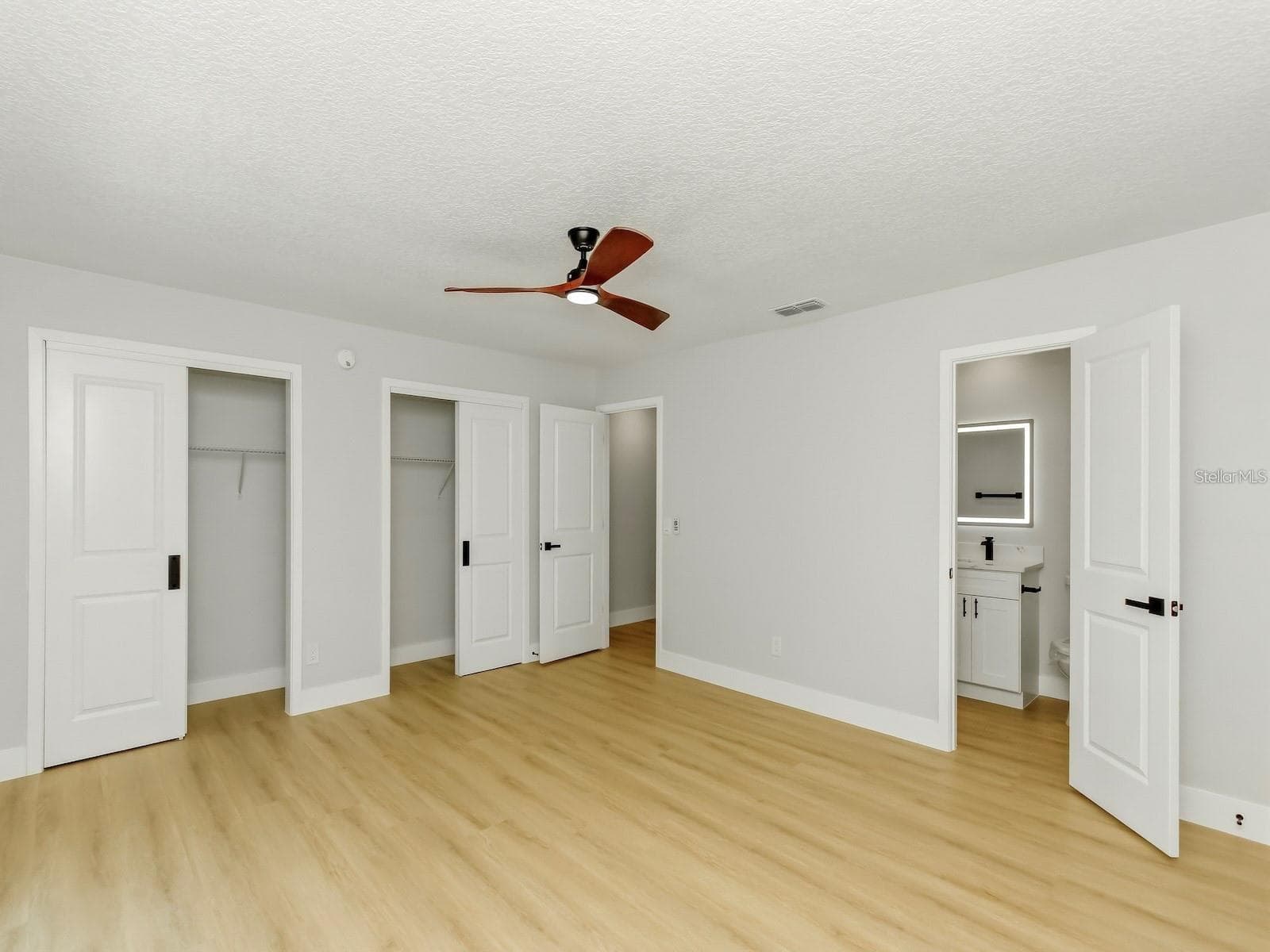 Single Family Residence at 3058 GRACELAND CT, ORLANDO, photo 17 of 27