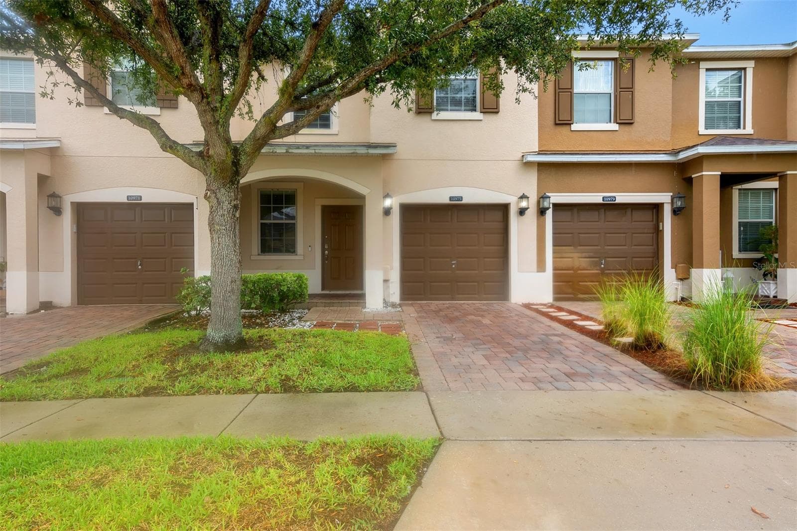 10975 SAVANNAH LANDING CIR