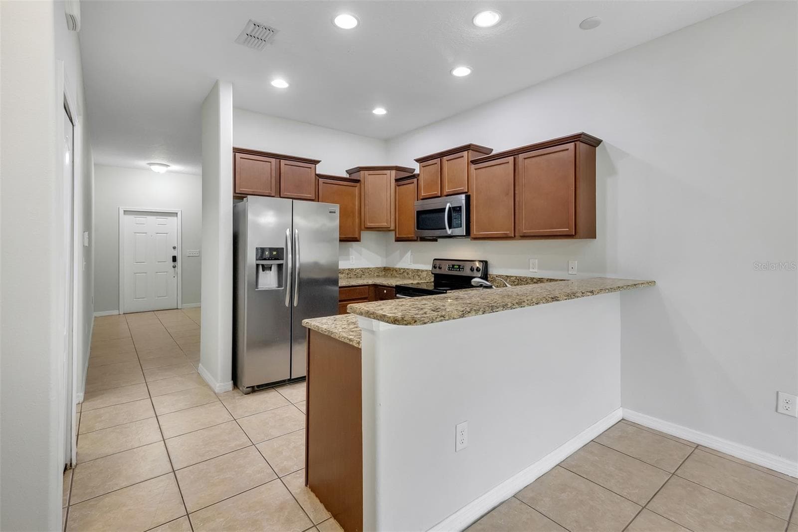 Townhouse at 10975 SAVANNAH LANDING CIR, ORLANDO, photo 8 of 31