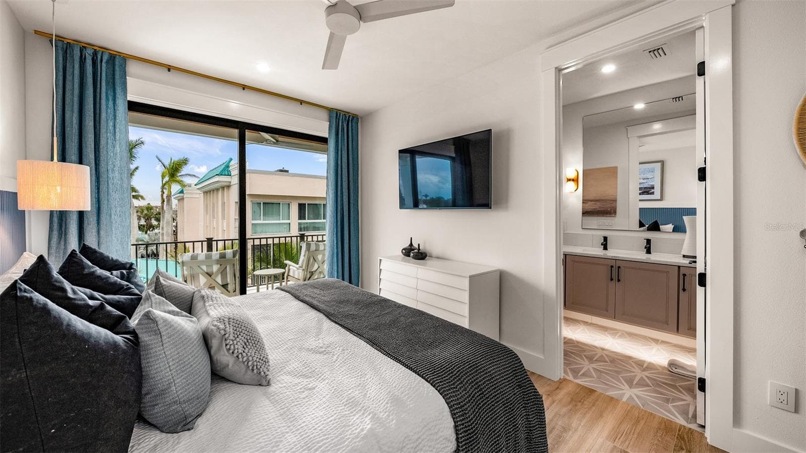 Condominium at 1142 WINDSONG LN #A, SARASOTA, photo 41 of 67