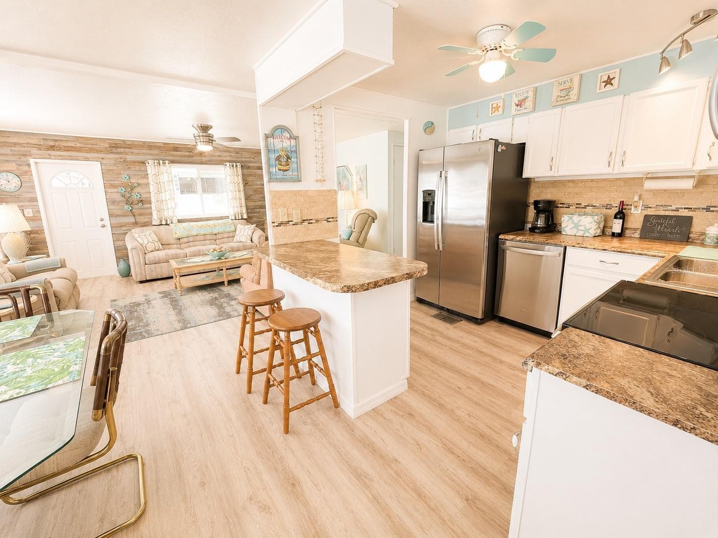 Mobile Home at 1614 MICHIGAN AVE, BRADENTON, photo 9 of 46