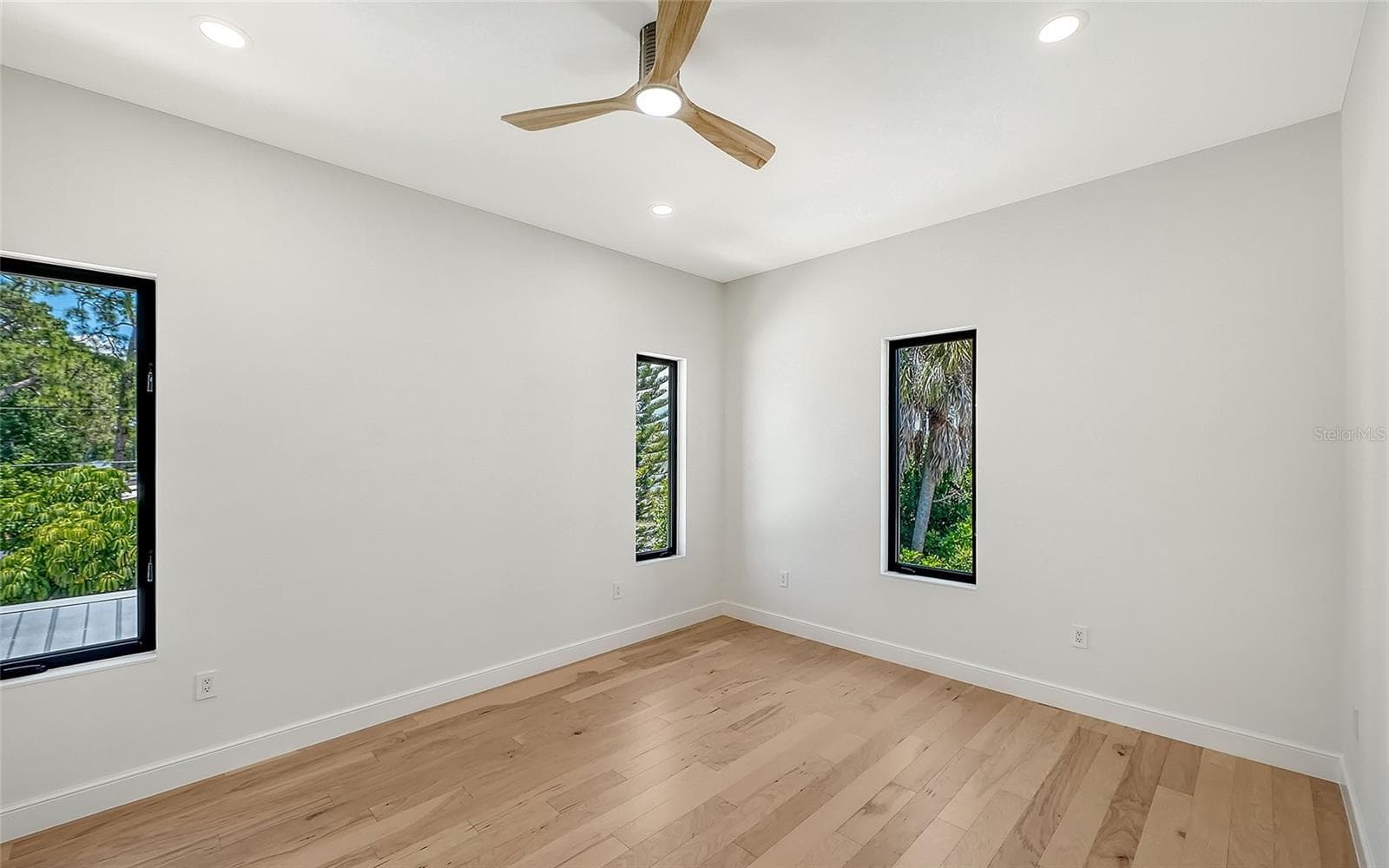Single Family Residence at 2483 BAY ST, SARASOTA, photo 39 of 56