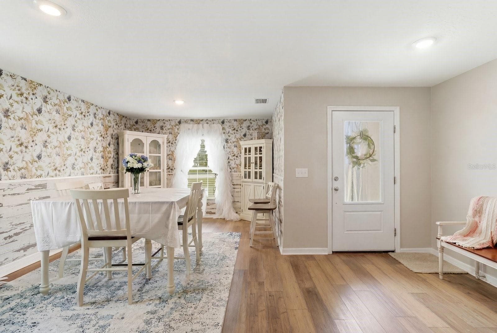 dining room - 12200 PINE FINCH AVE, WEEKI WACHEE