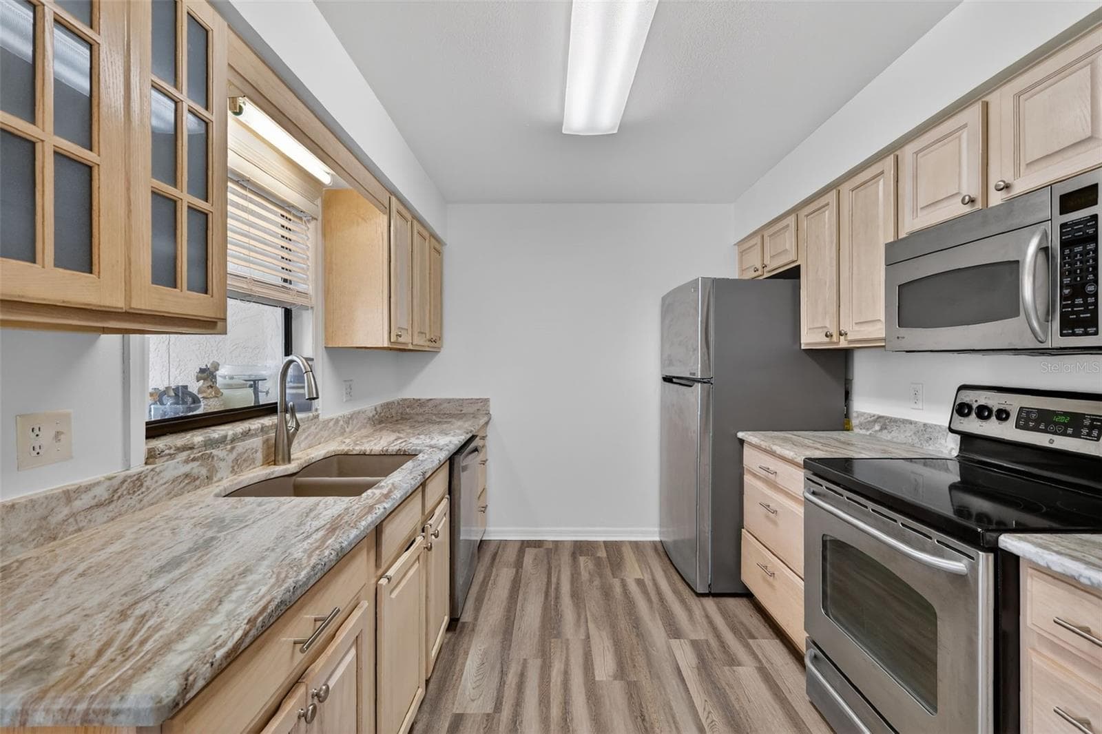 Villa at 12520 ORANGEWOOD CT, TAVARES, photo 8 of 23