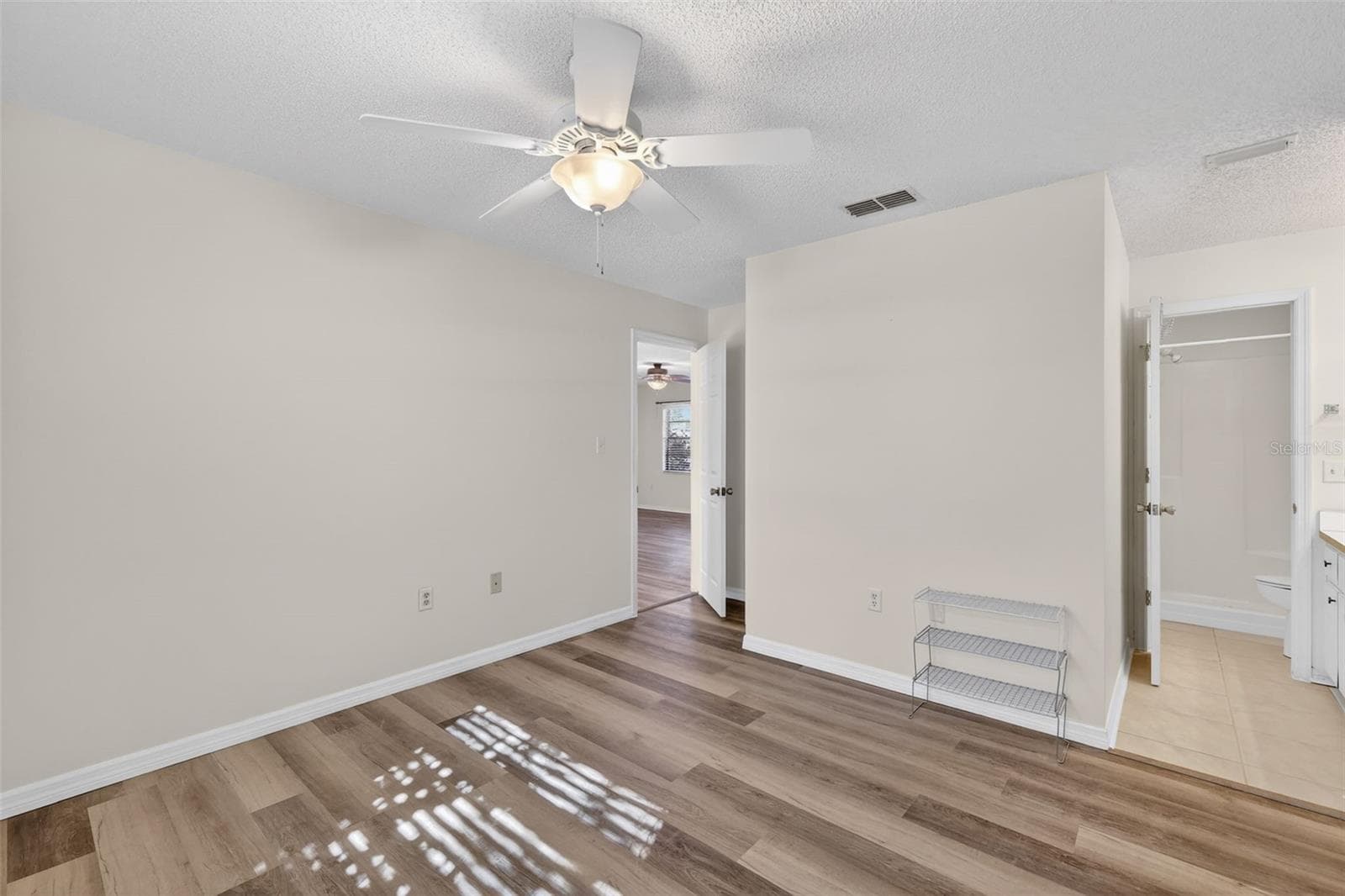 Villa at 12520 ORANGEWOOD CT, TAVARES, photo 13 of 23