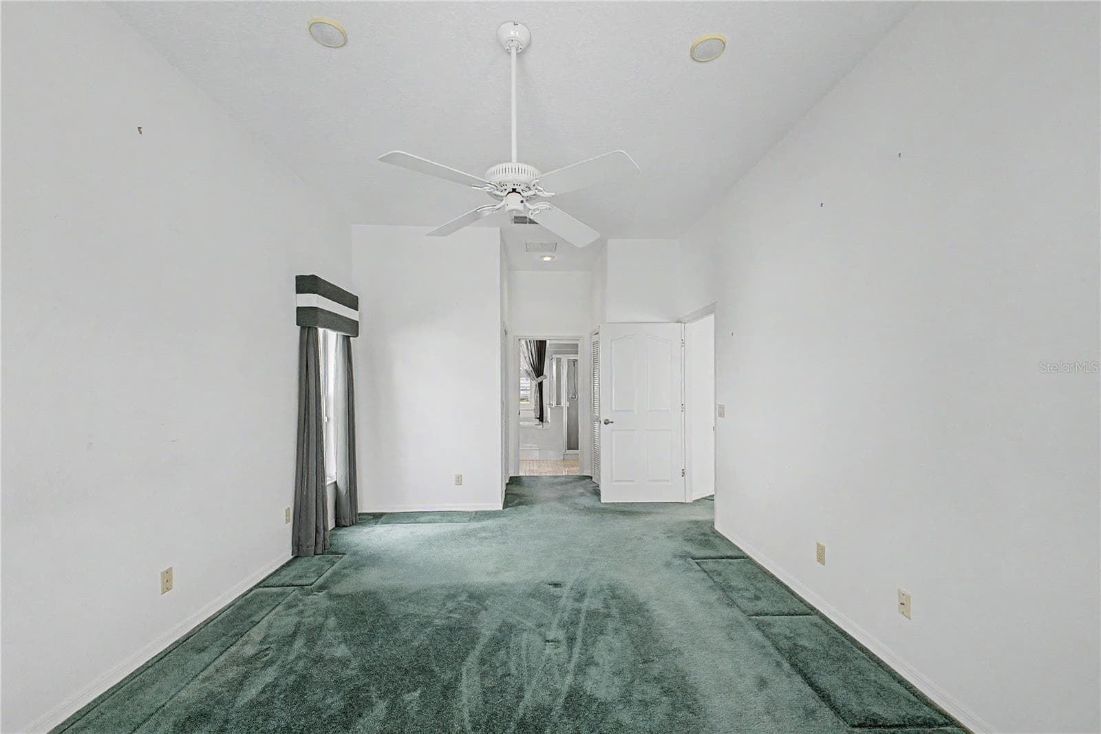 Single Family Residence at 10376 HENDERSON ST, SPRING HILL, photo 25 of 56
