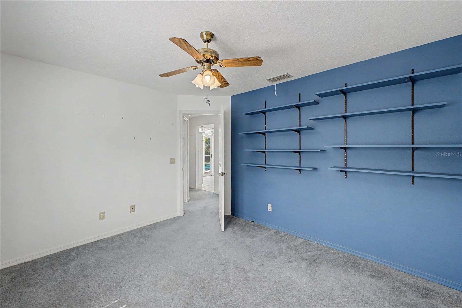 Single Family Residence at 10376 HENDERSON ST, SPRING HILL, photo 39 of 56