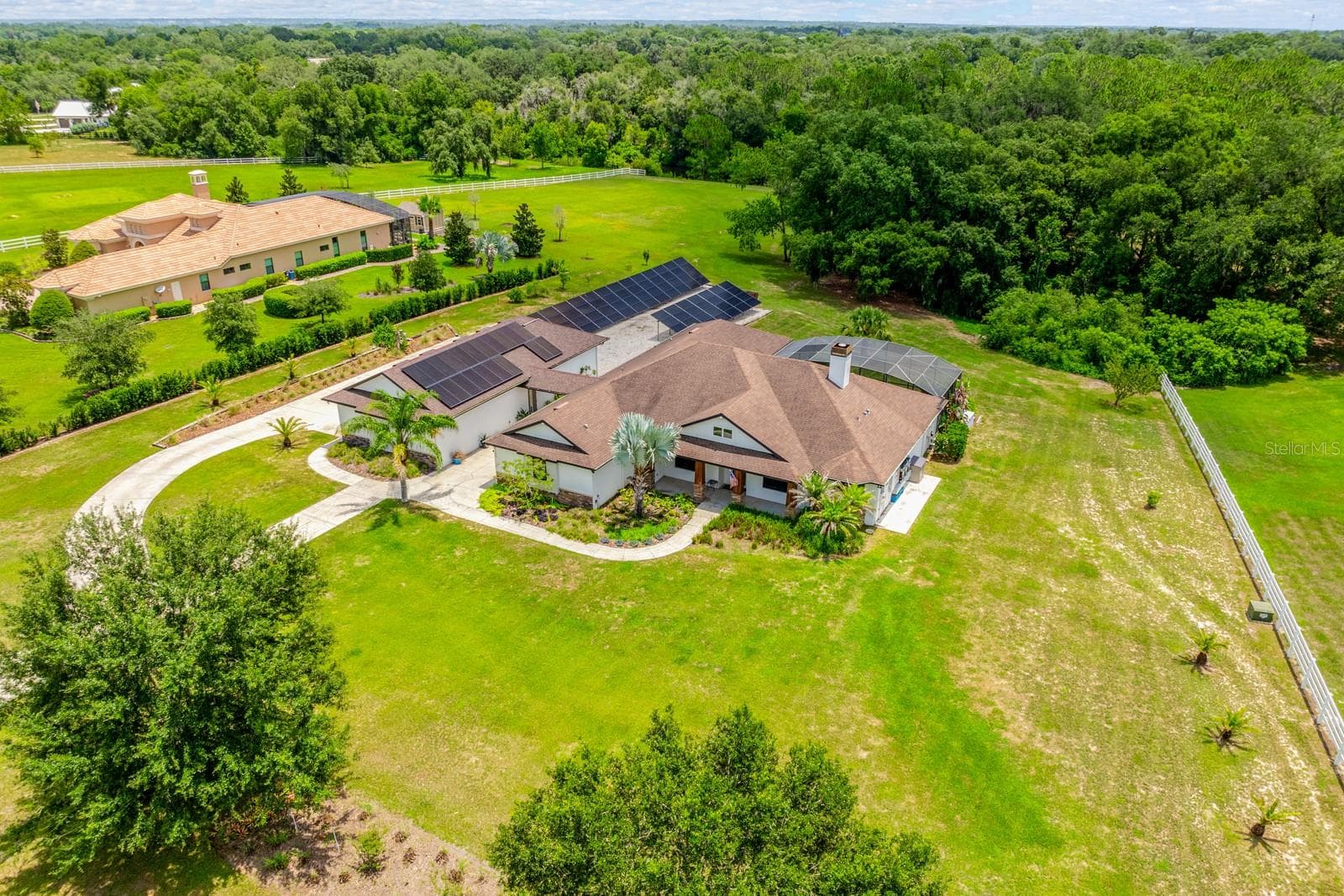 27324 GRAND OAK LN