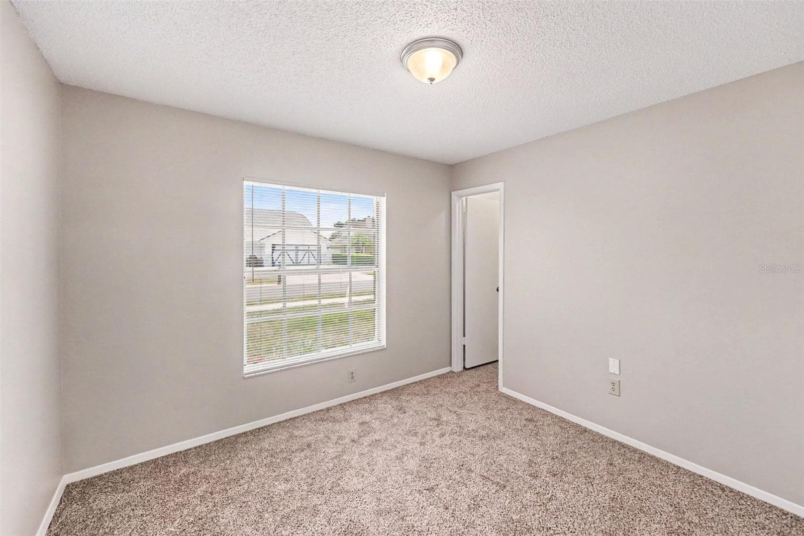 Single Family Residence at 8739 OSAGE DR, TAMPA, photo 11 of 19