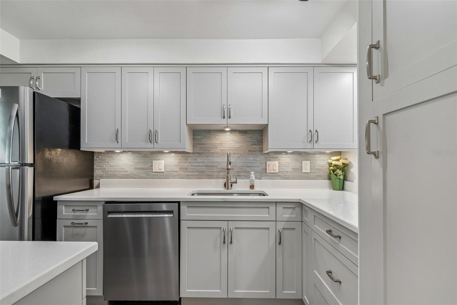 Condominium at 2117 LAKEWOOD CLUB DR S #7-N, ST PETERSBURG, photo 24 of 79