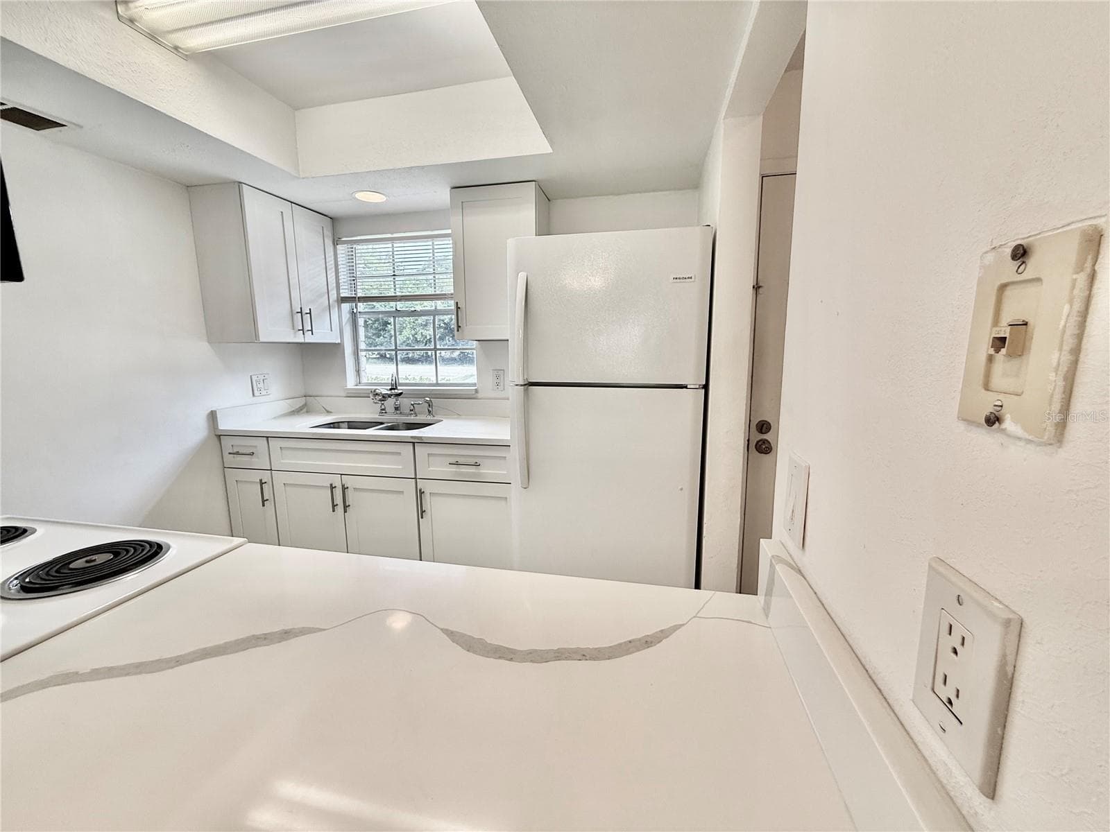 Condominium at 9605 EASTFIELD RD #9605, THONOTOSASSA, photo 7 of 28