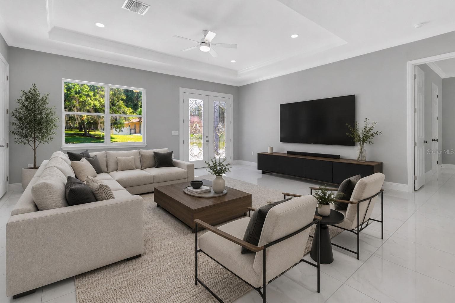 STAGED LIVING - 319 WATER SHORE DR, LEESBURG