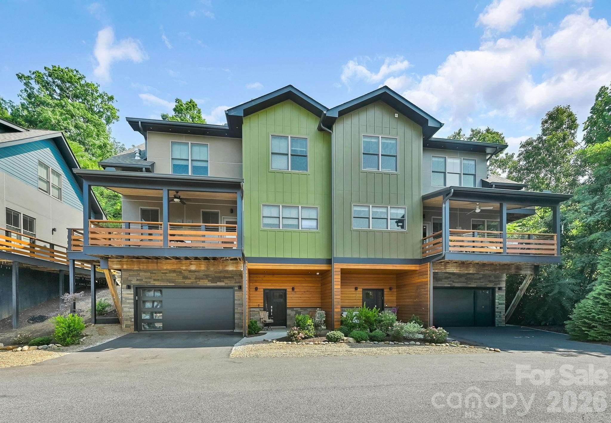 Townhouse at Asheville, photo 2 of 38
