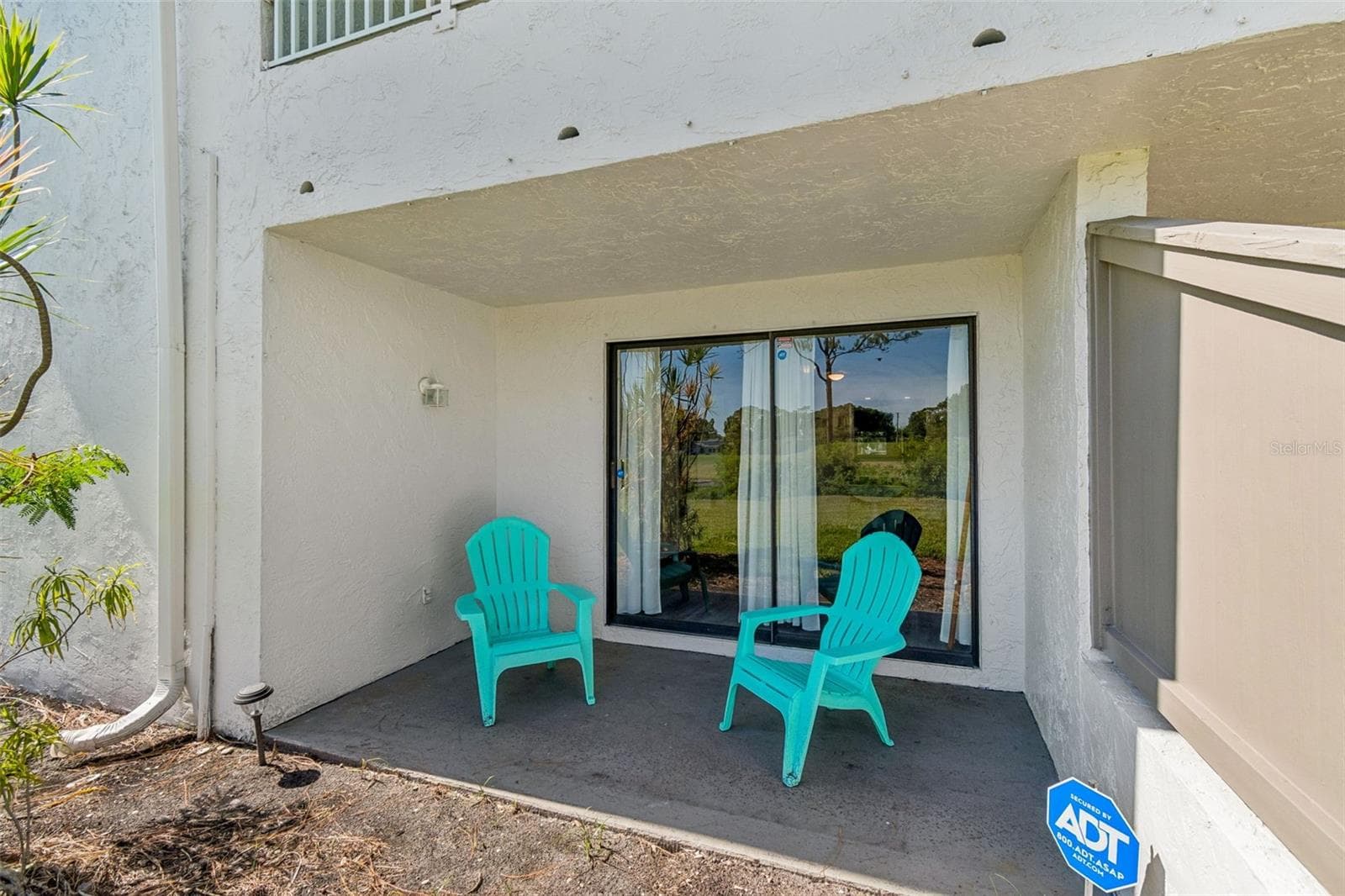 Condominium at 2117 LAKEWOOD CLUB DR S #7-N, ST PETERSBURG, photo 68 of 79