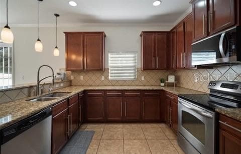 Kitchen - 2623 HOLLY BLUFF CT, PLANT CITY