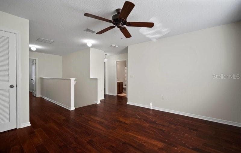 Loft - 2623 HOLLY BLUFF CT, PLANT CITY