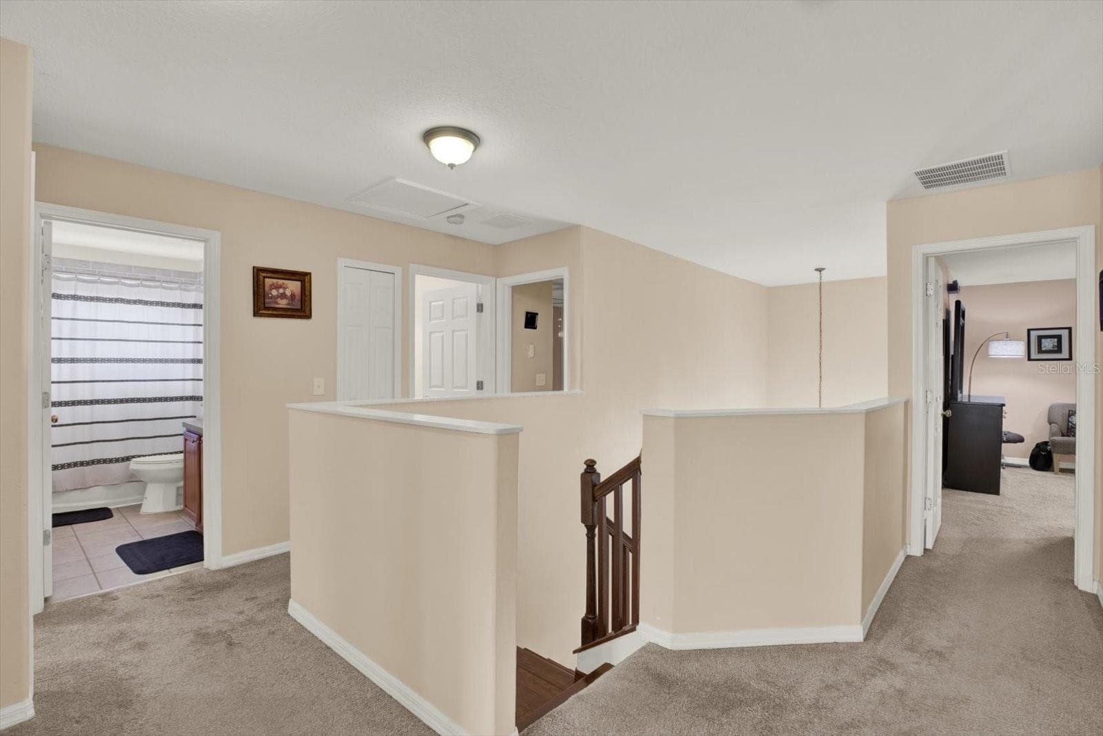 Single Family Residence at 31405 GLENDALOUGH WAY, WESLEY CHAPEL, photo 25 of 50