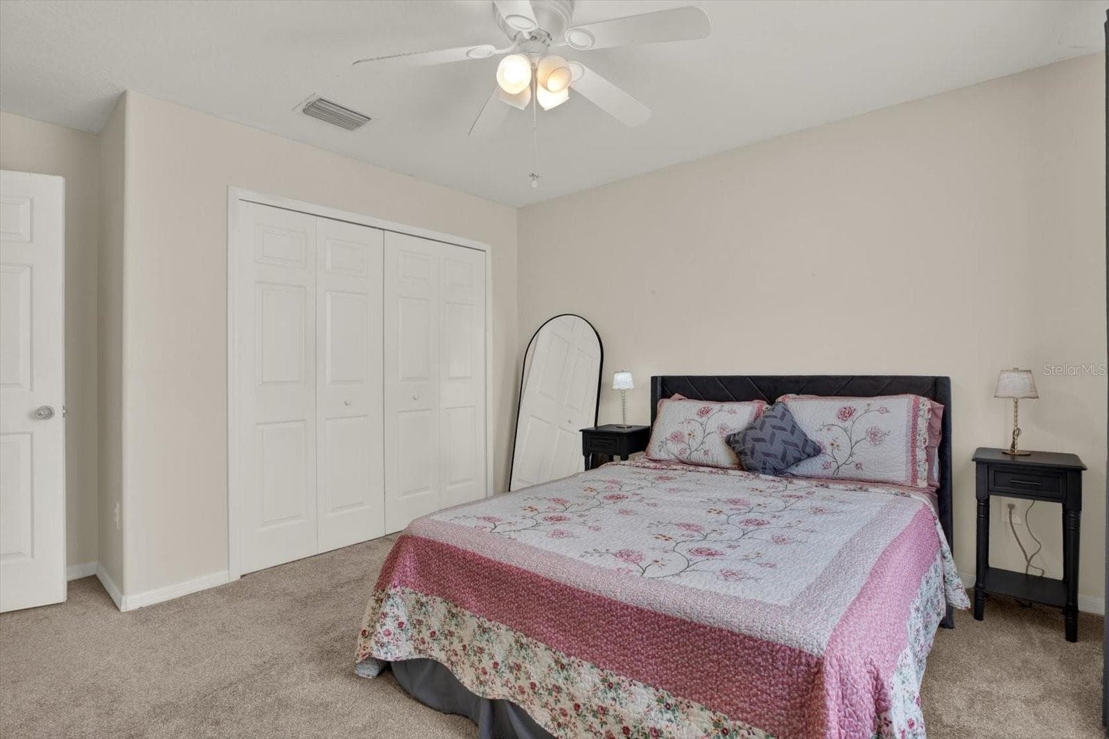 Single Family Residence at 31405 GLENDALOUGH WAY, WESLEY CHAPEL, photo 33 of 50
