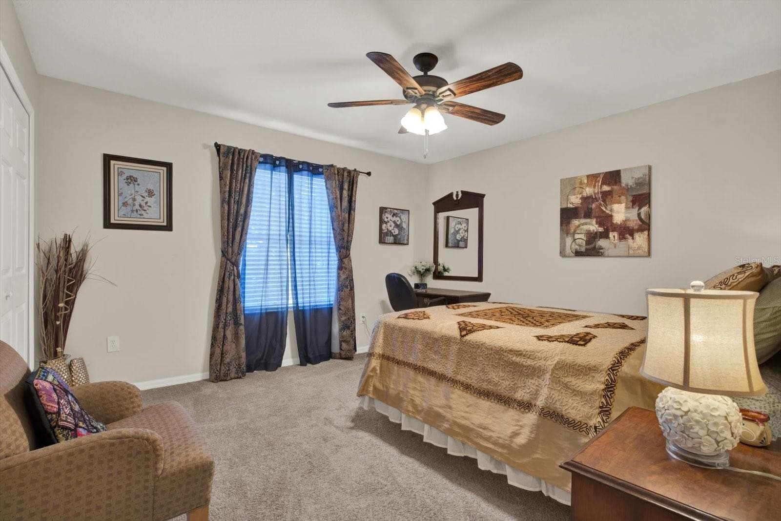 Single Family Residence at 31405 GLENDALOUGH WAY, WESLEY CHAPEL, photo 35 of 50