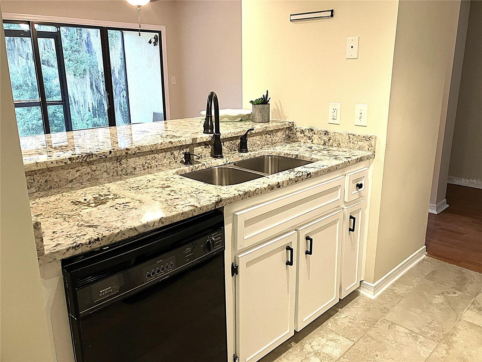 Kitchen - 956 5TH ST #9A, CLERMONT