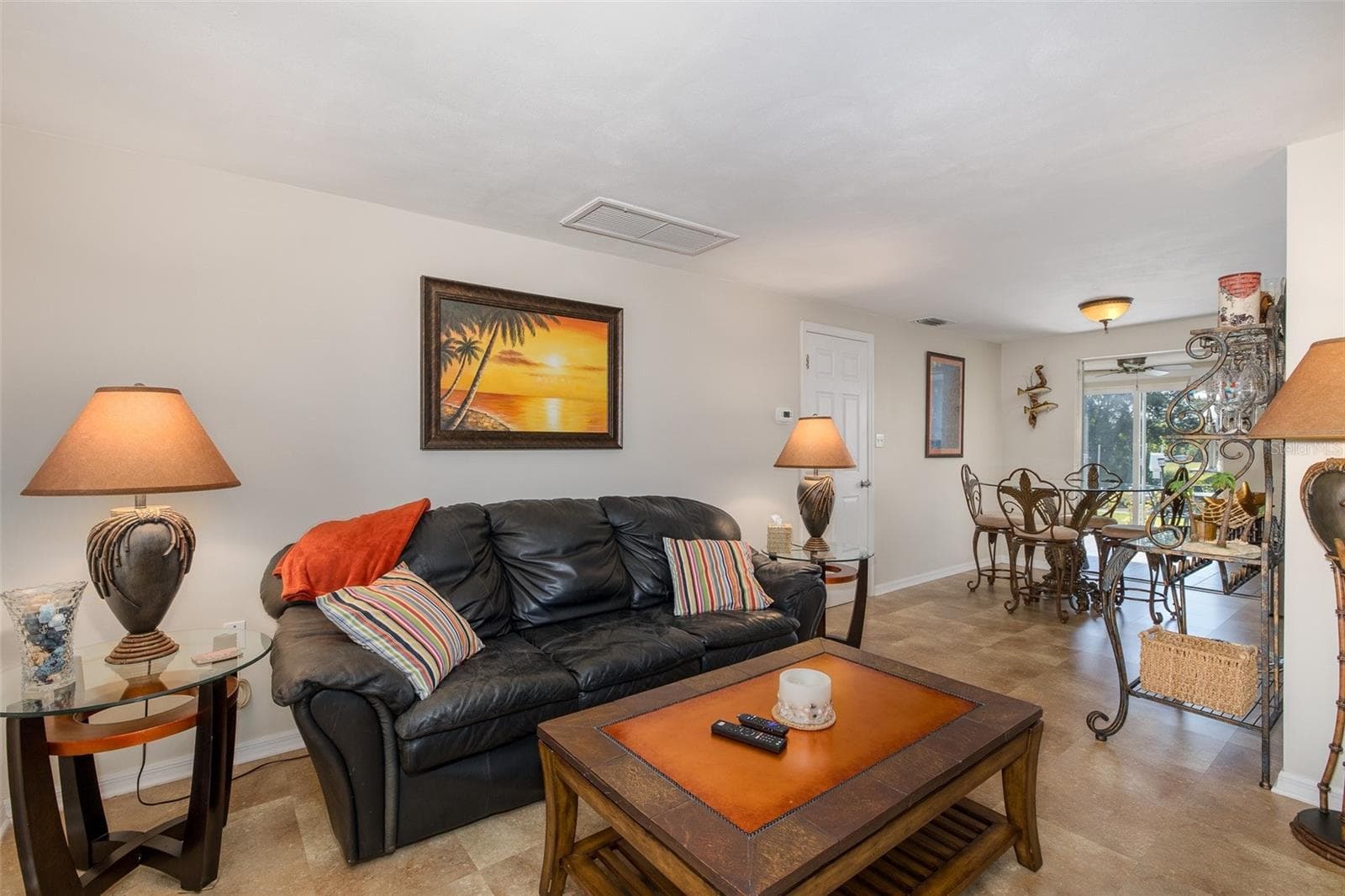 Single Family Residence at 3318 PINEVIEW DR, HOLIDAY, photo 14 of 56