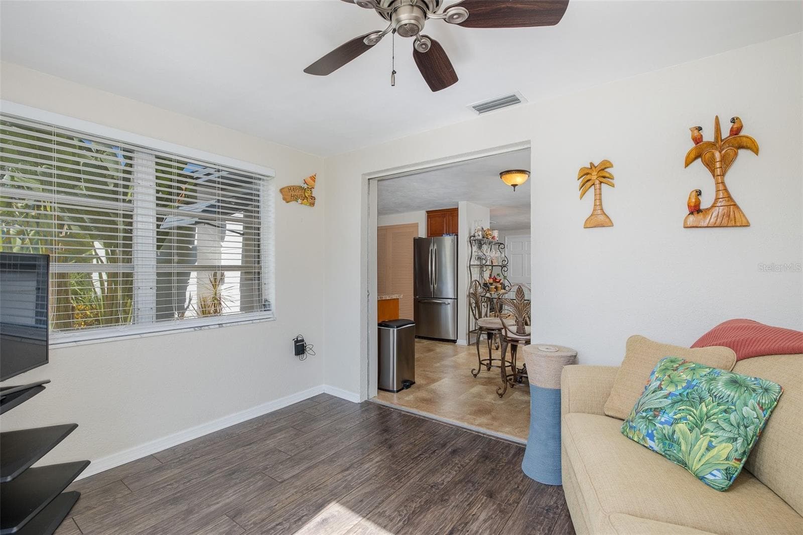 Single Family Residence at 3318 PINEVIEW DR, HOLIDAY, photo 23 of 56
